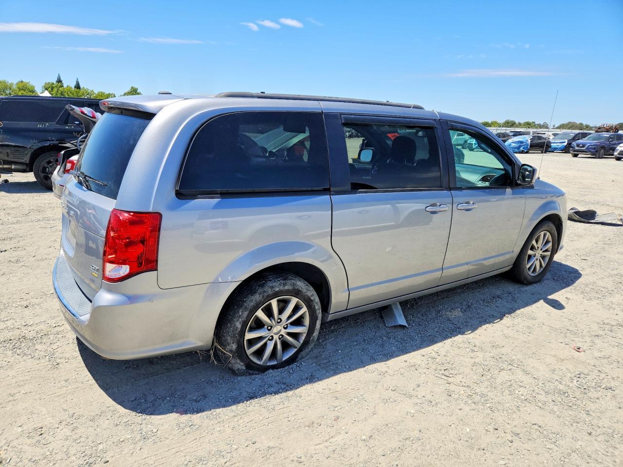 2018 Dodge Grand Caravan Gt - Фото 3