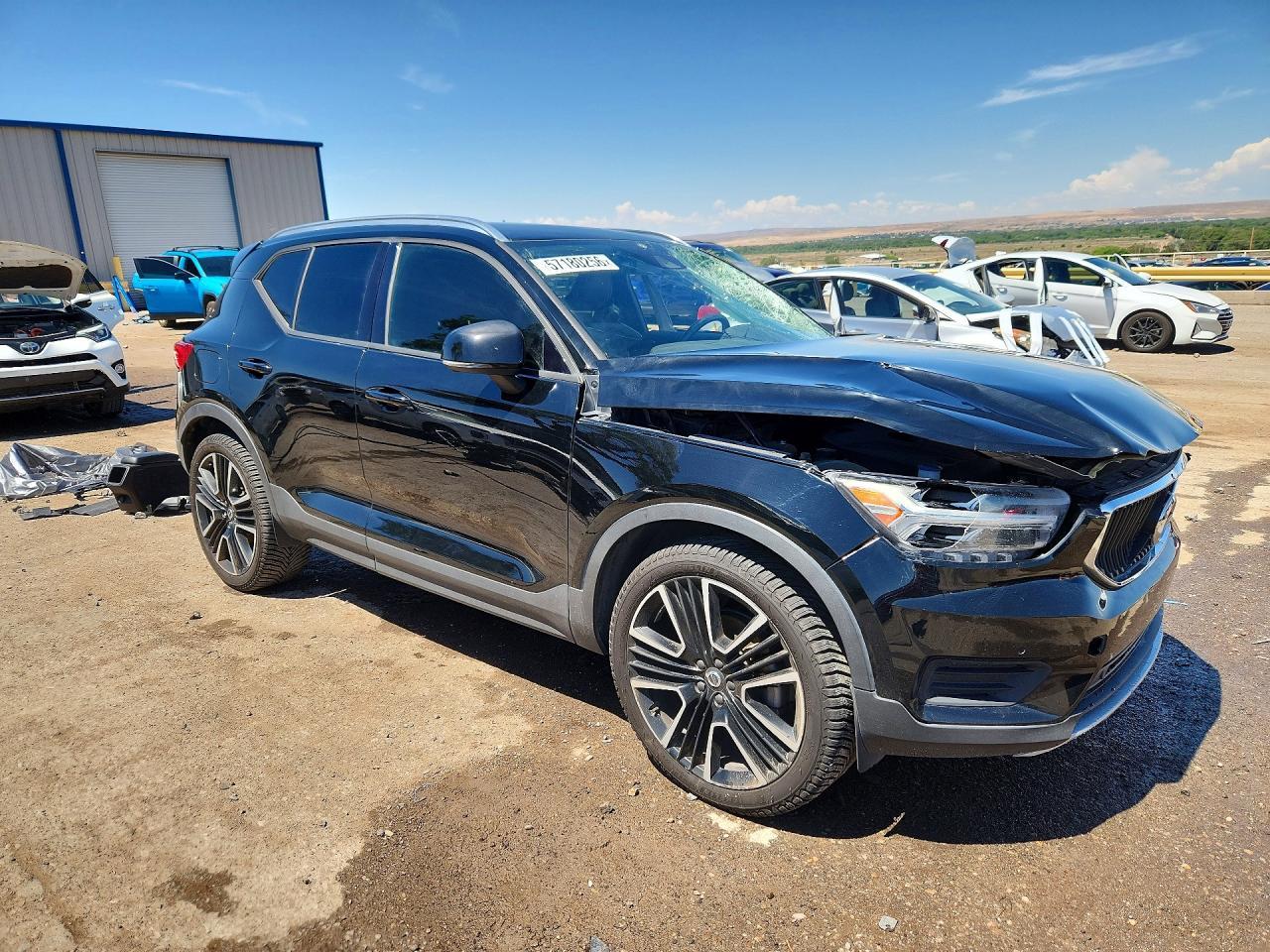 2020 Volvo Xc40 T5 Momentum - Фото 4