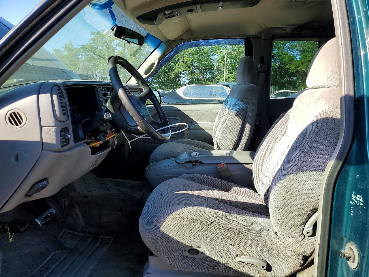 1997 GMC Sierra C1500 - Image 7