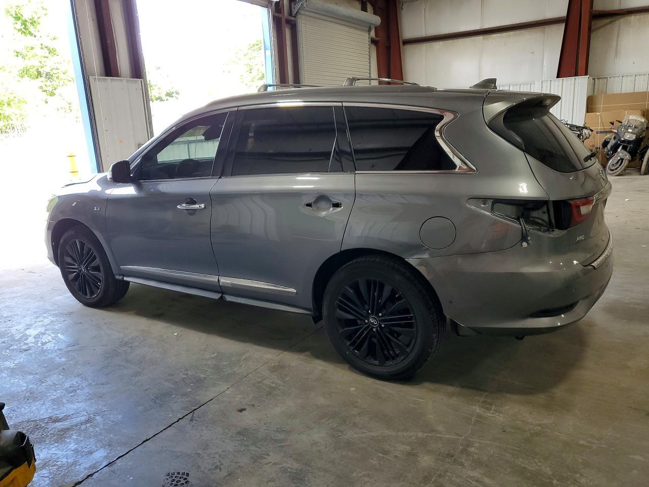 2019 Infiniti Qx60 Luxe - Image 2