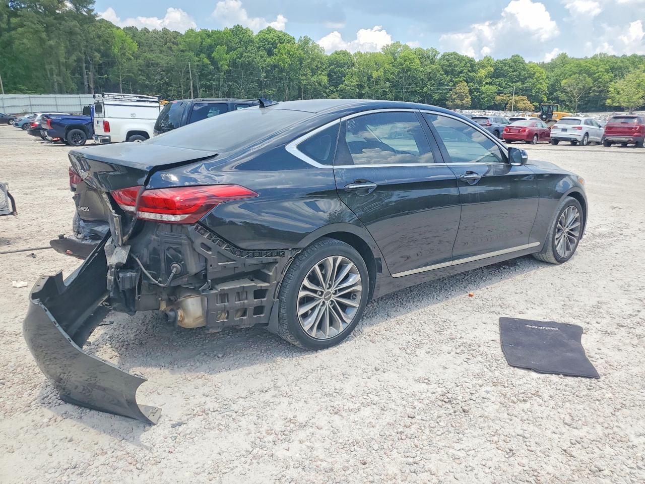 2015 Hyundai Genesis 3.8L - Image 3