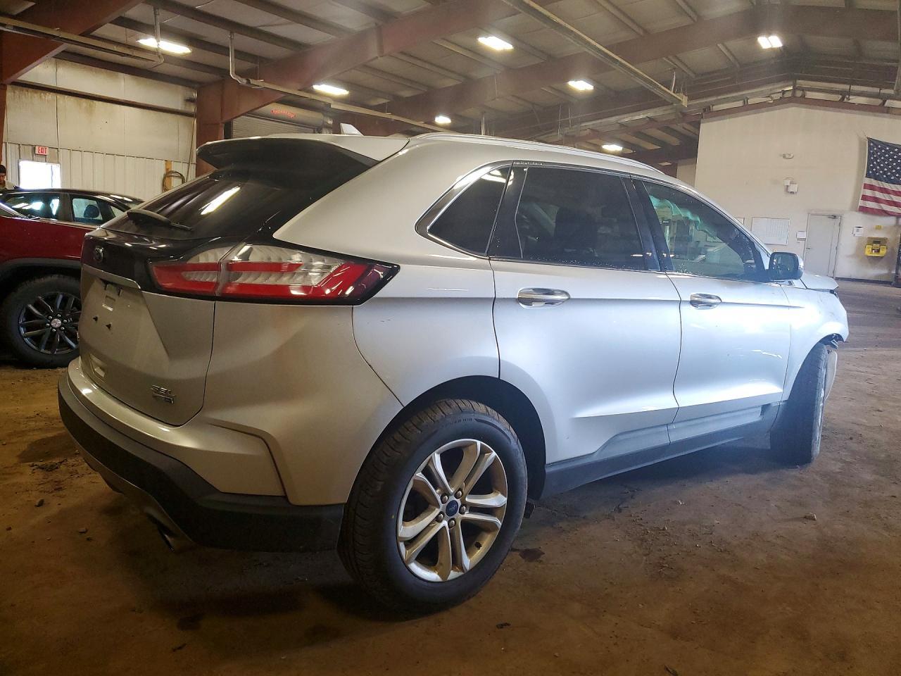 2019 Ford Edge Sel - Фото 3