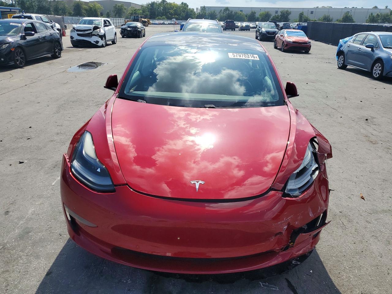 2021 Tesla Model 3 - Фото 5