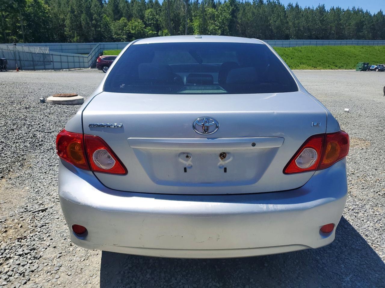 2009 Toyota Corolla Le - Image 6