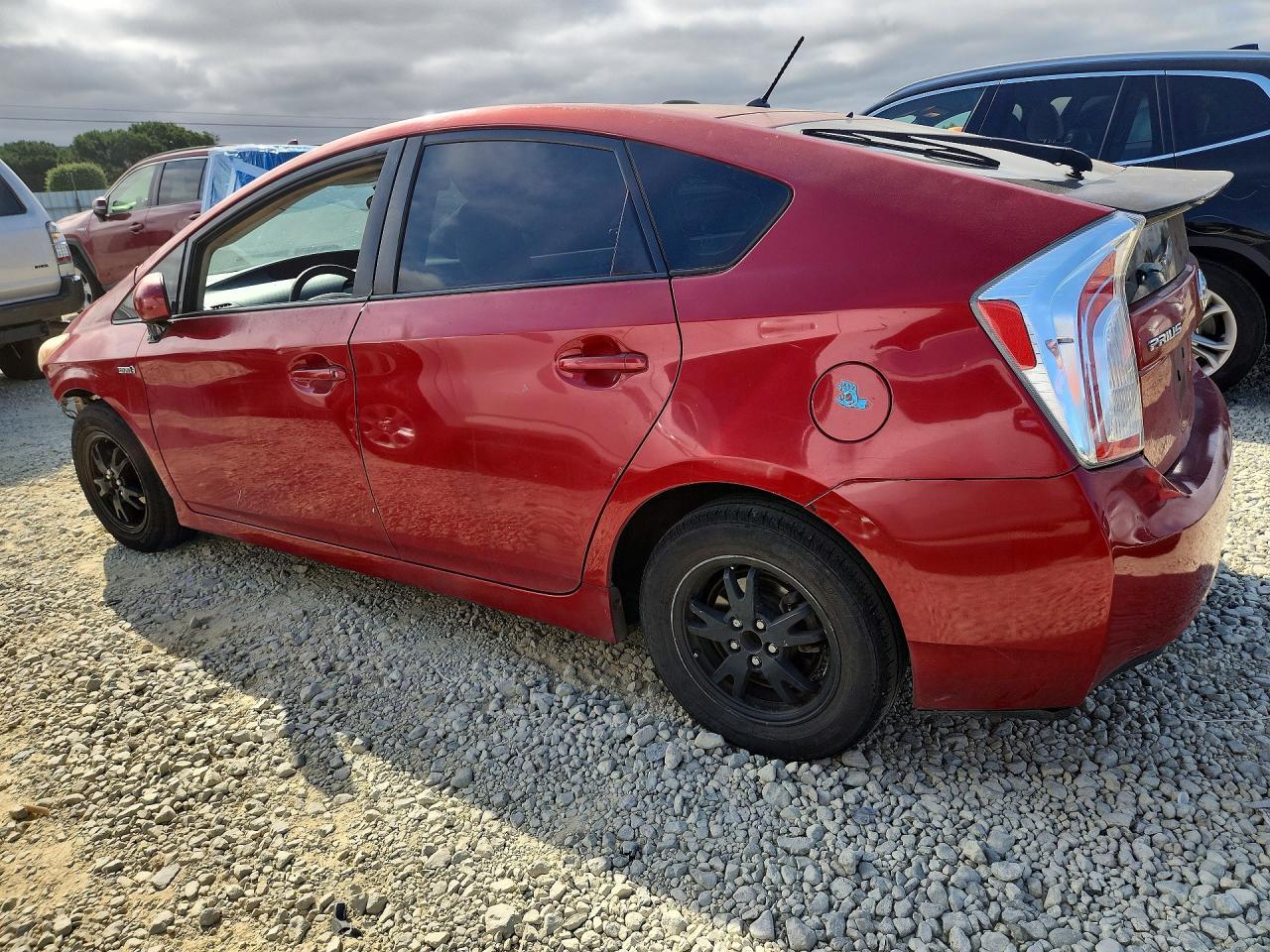 2013 Toyota Prius Two - Фото 2