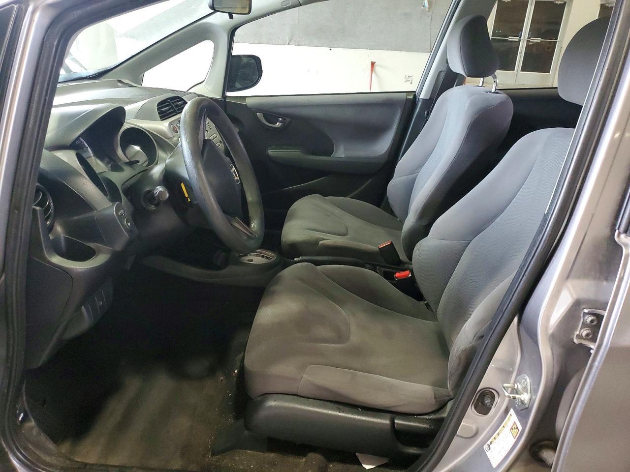 2010 Honda Fit - Image 7