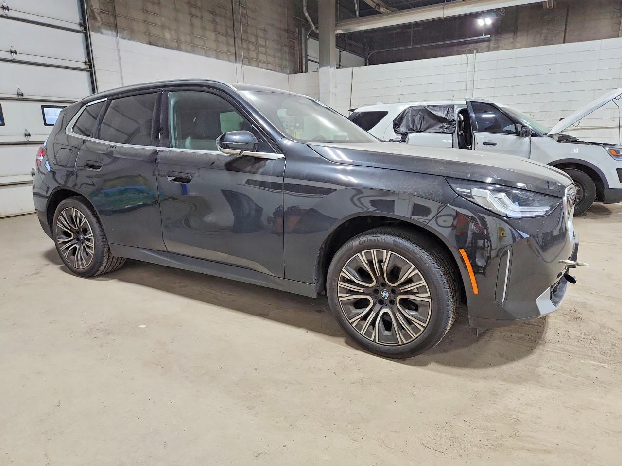 2025 BMW X3 30 xDrive - Фото 4