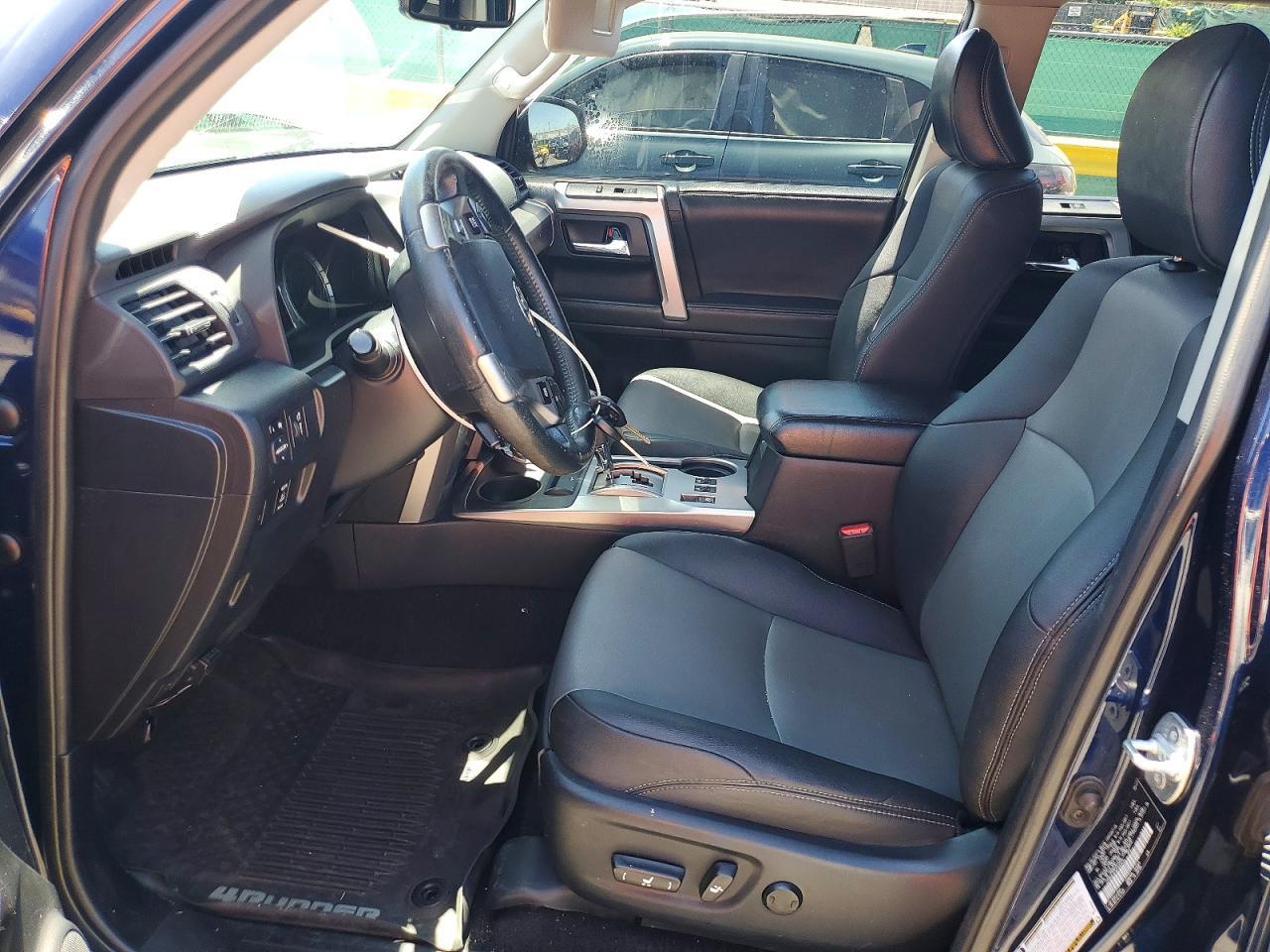 2017 Toyota 4Runner Sr5 Premium - Image 7