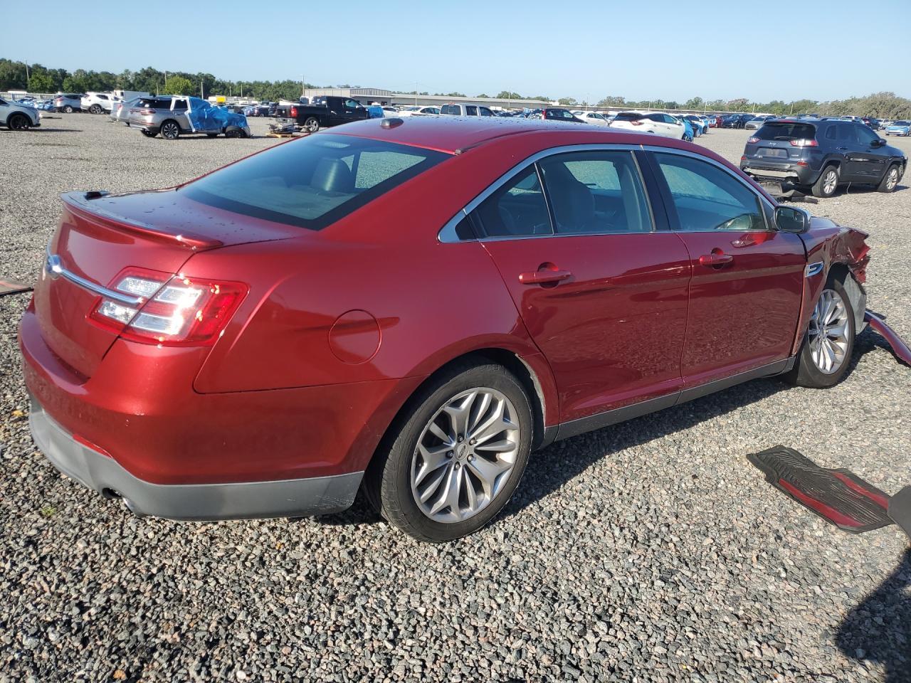 2015 Ford Taurus Limited - Фото 3