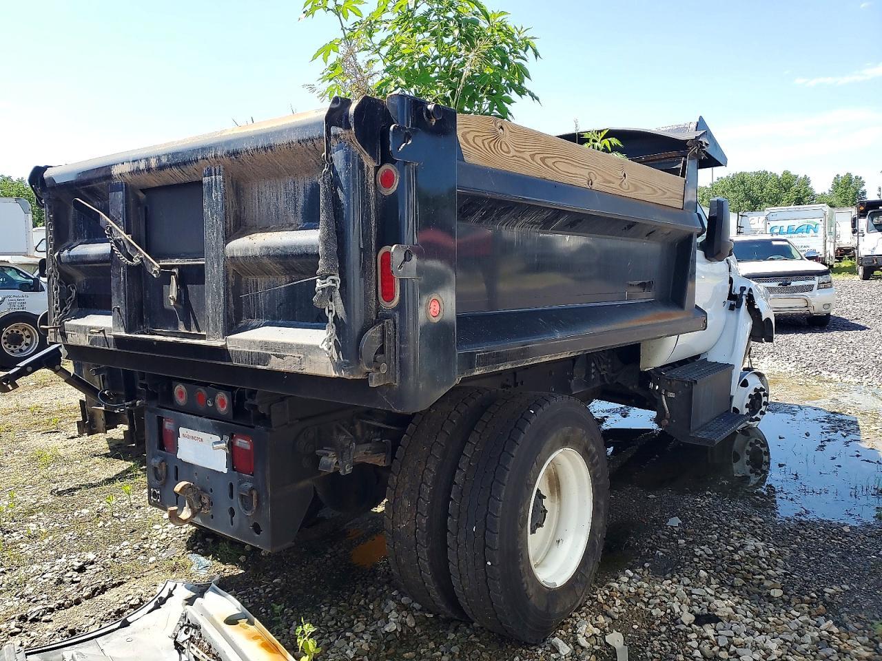2025 Ford F750 Super Duty Dump Truck - Фото 4