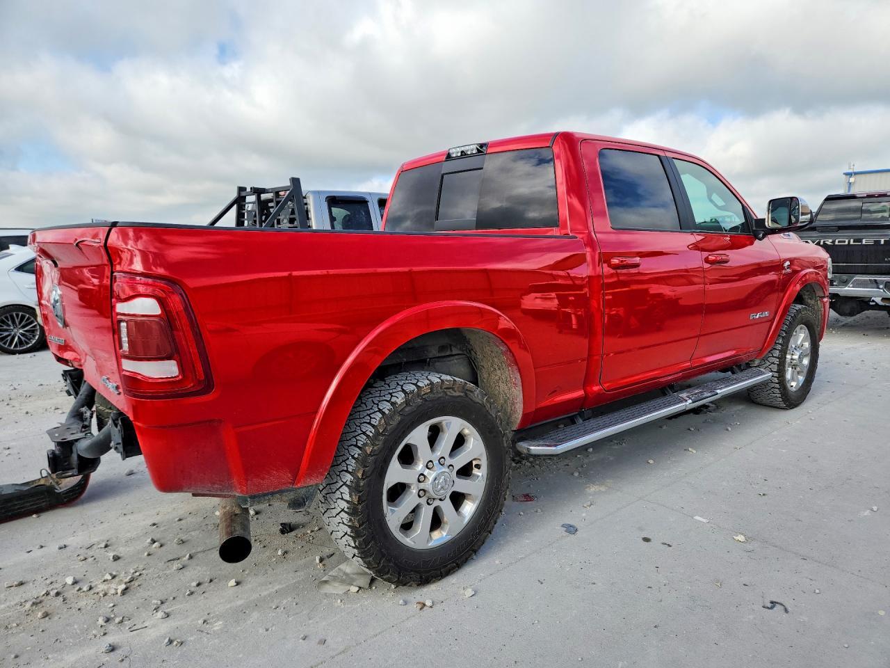 2021 Ram 2500 Laramie - Фото 3