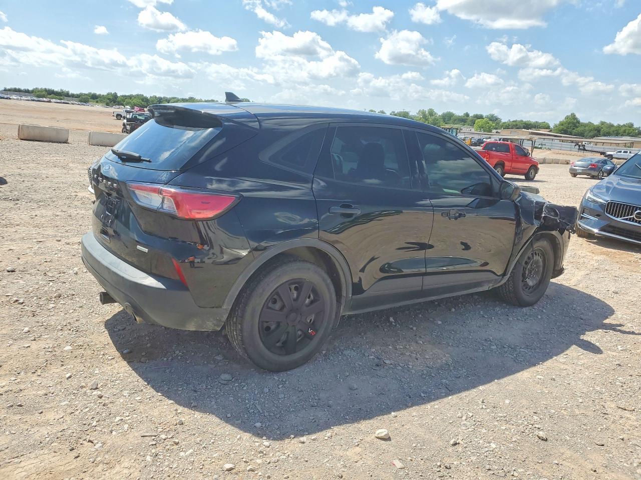 2020 Ford Escape S - Фото 3