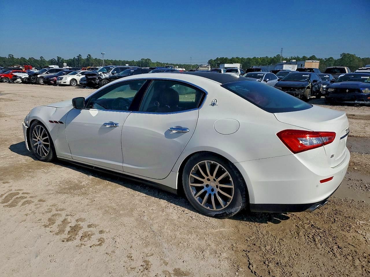 2015 Maserati Ghibli S - Фото 2