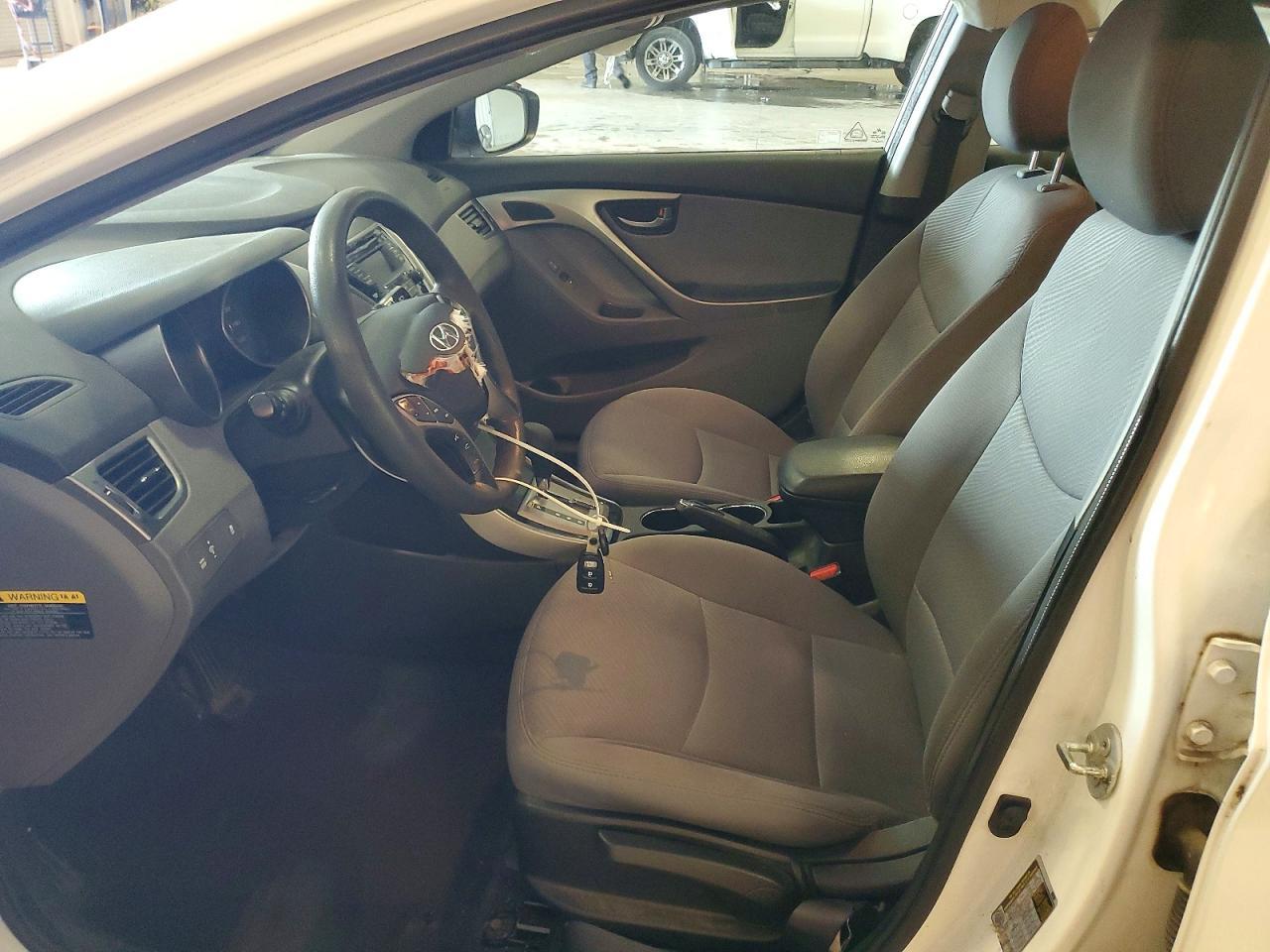 2013 Hyundai Elantra Gls - Фото 7