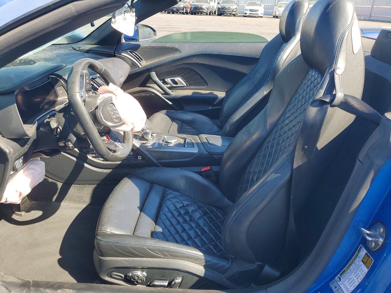 2017 Audi R8 Spyder - Фото 7