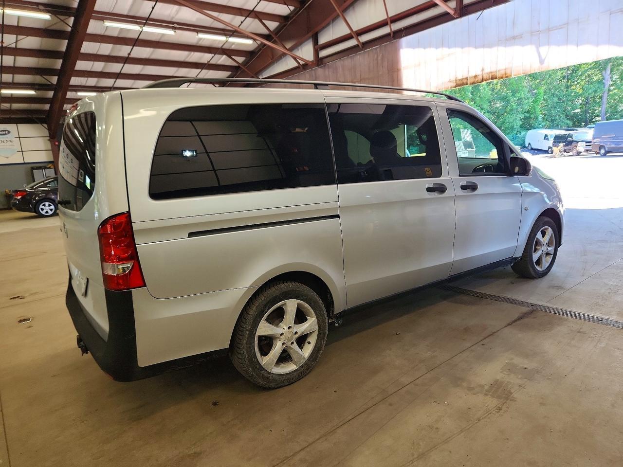 2016 Mercedes-Benz Metris - Фото 3
