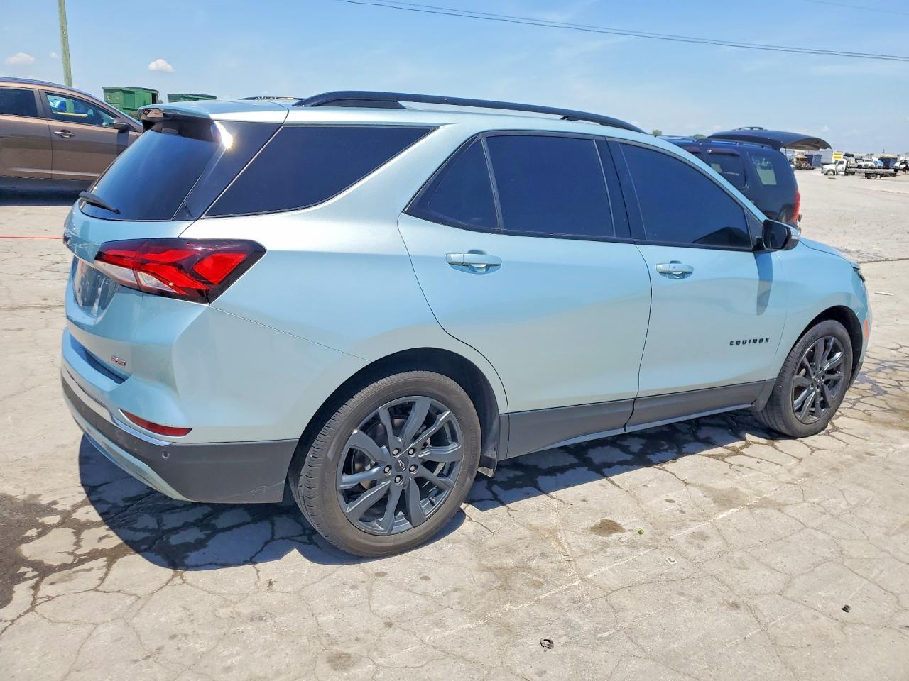 2022 Chevrolet Equinox Rs - Фото 3