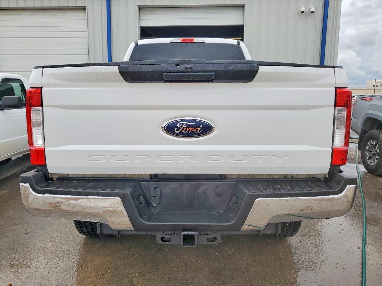2019 Ford F250 Super Duty - Фото 6