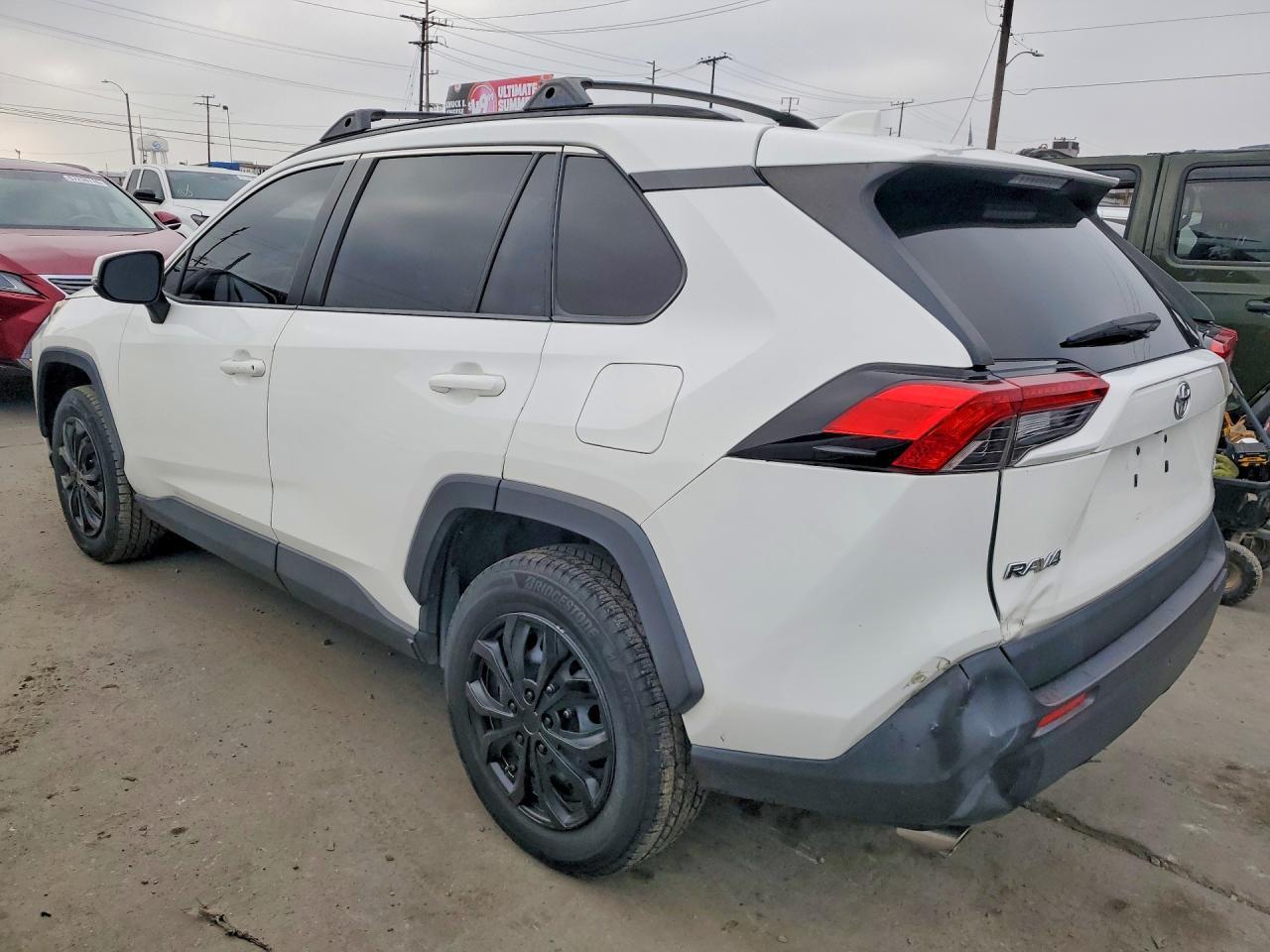 2019 Toyota Rav4 Le - Фото 2