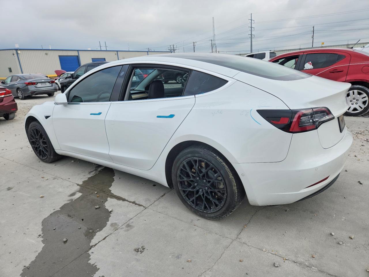 2020 Tesla Model 3 - Image 2