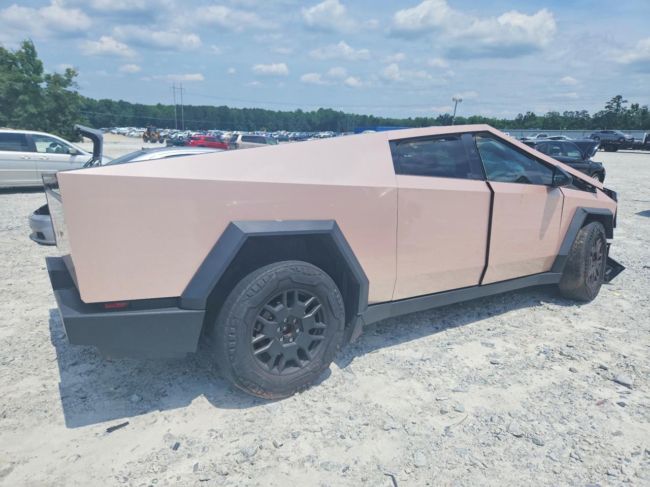 2024 Tesla Cybertruck - Фото 3