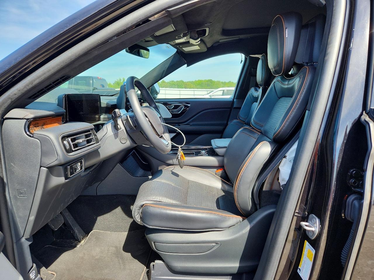 2025 Lincoln Aviator Black Label - Фото 7
