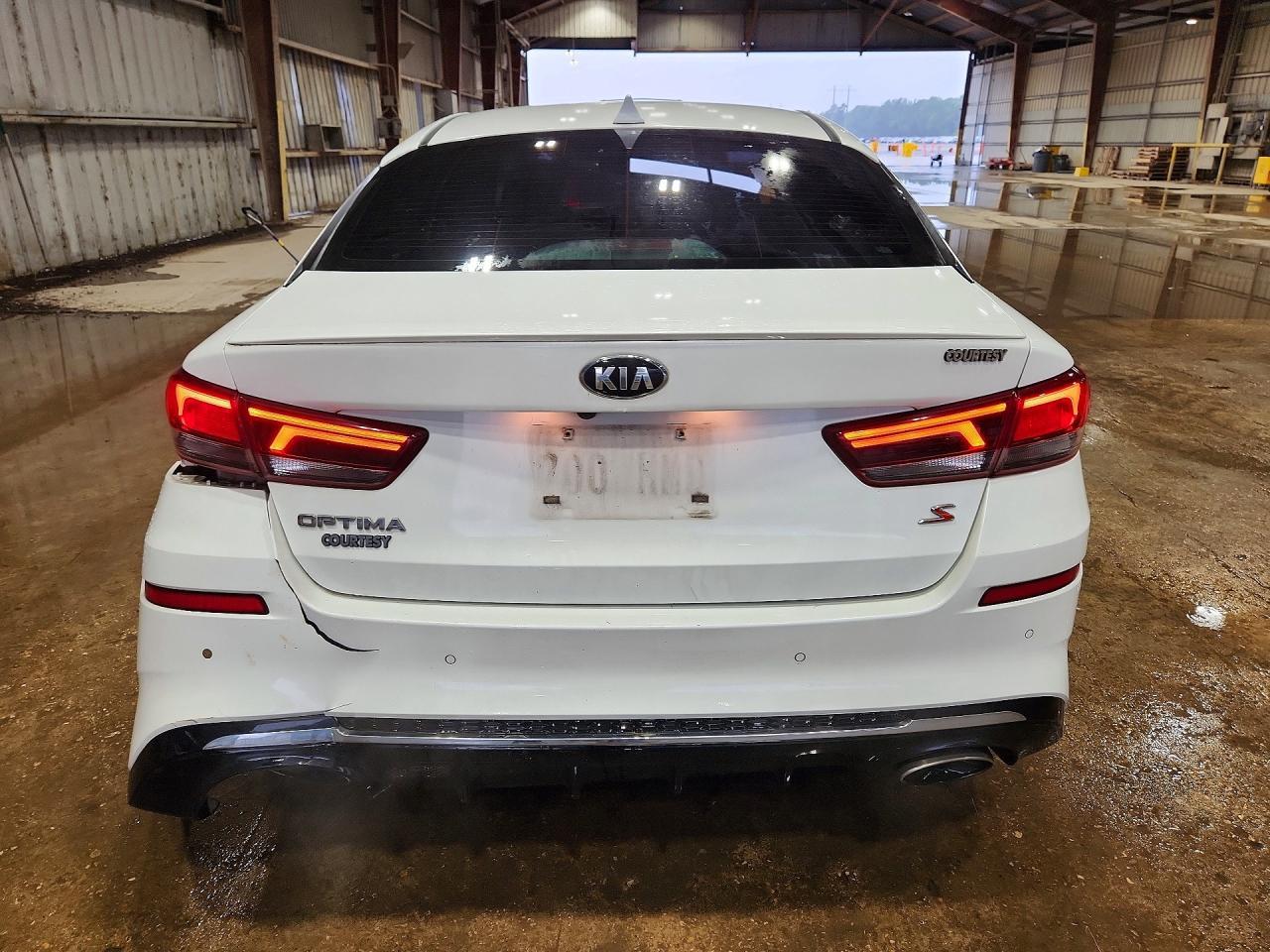 2019 Kia Optima S - Image 6