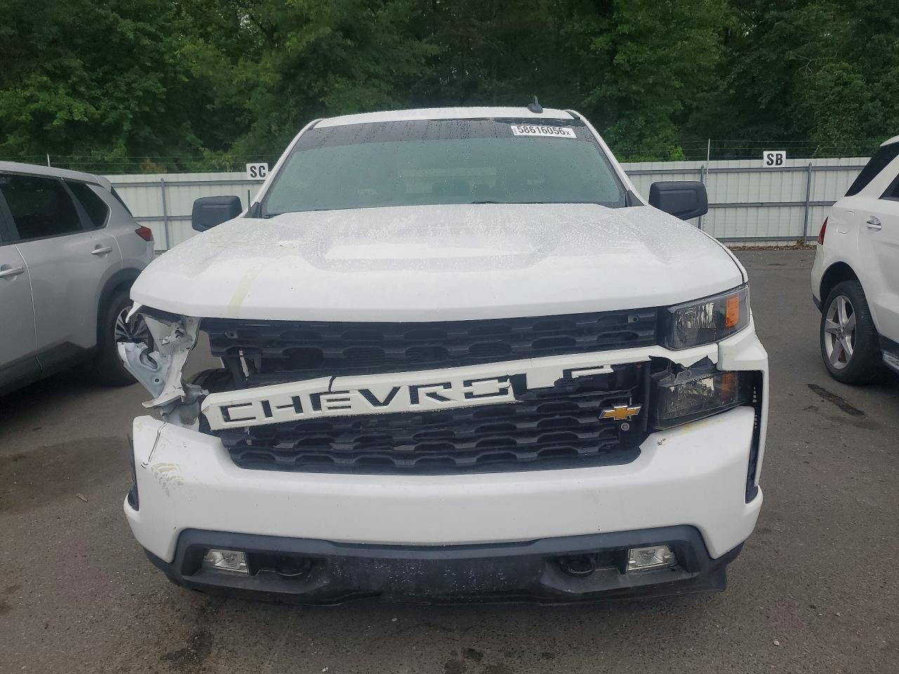 2021 Chevrolet Silverado K1500 Custom - Фото 5