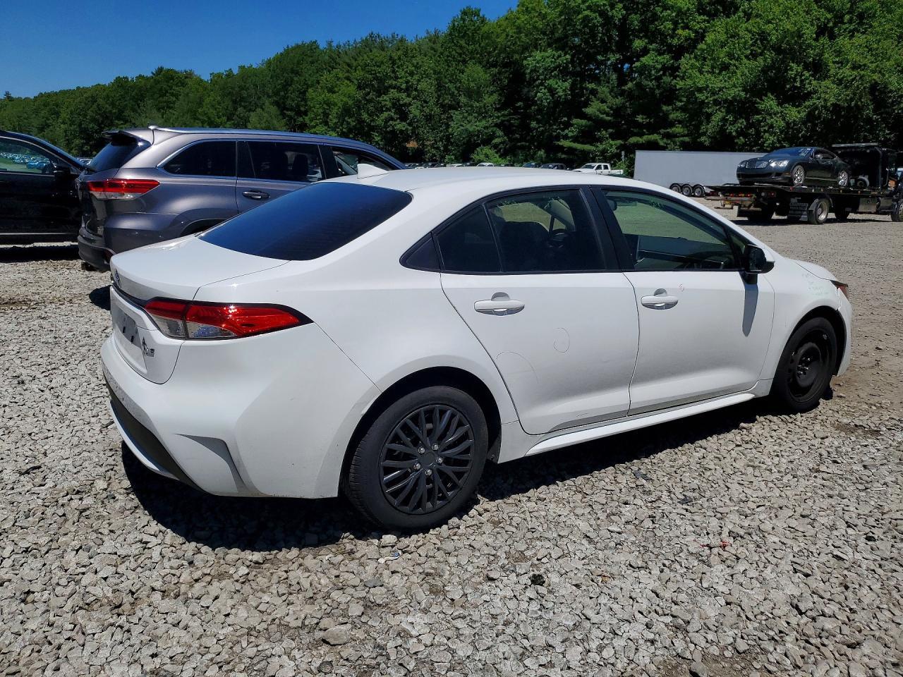 2021 Toyota Corolla Le - Image 3