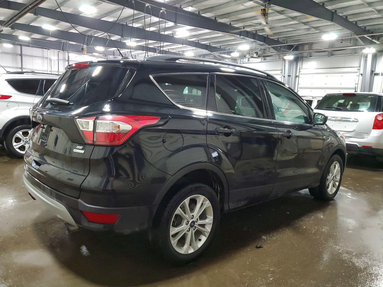 2018 Ford Escape Se - Фото 3