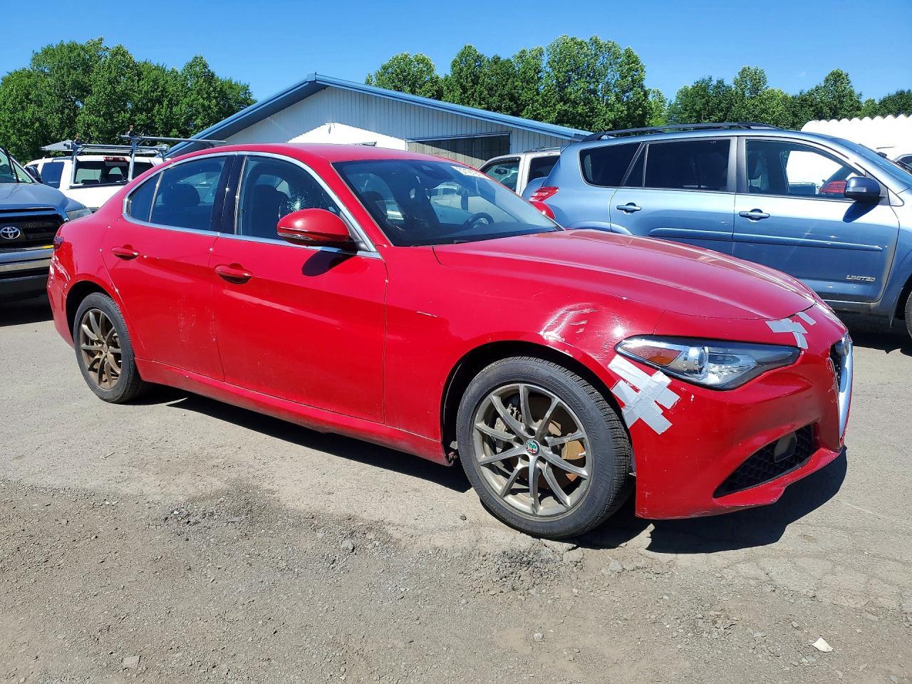 2020 Alfa Romeo Giulia - Фото 4