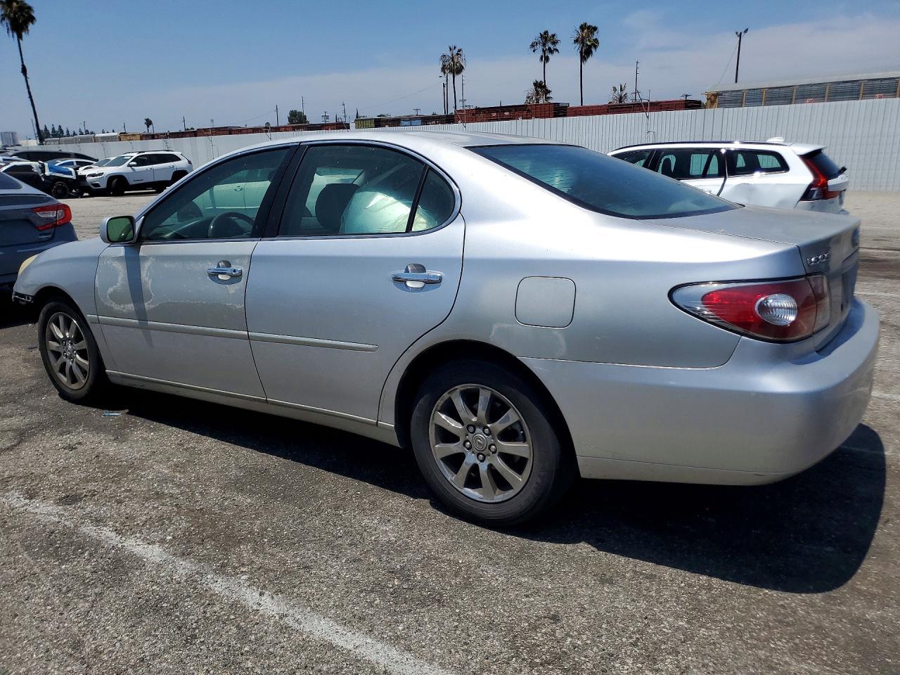 2003 Lexus Es 300 - Image 2