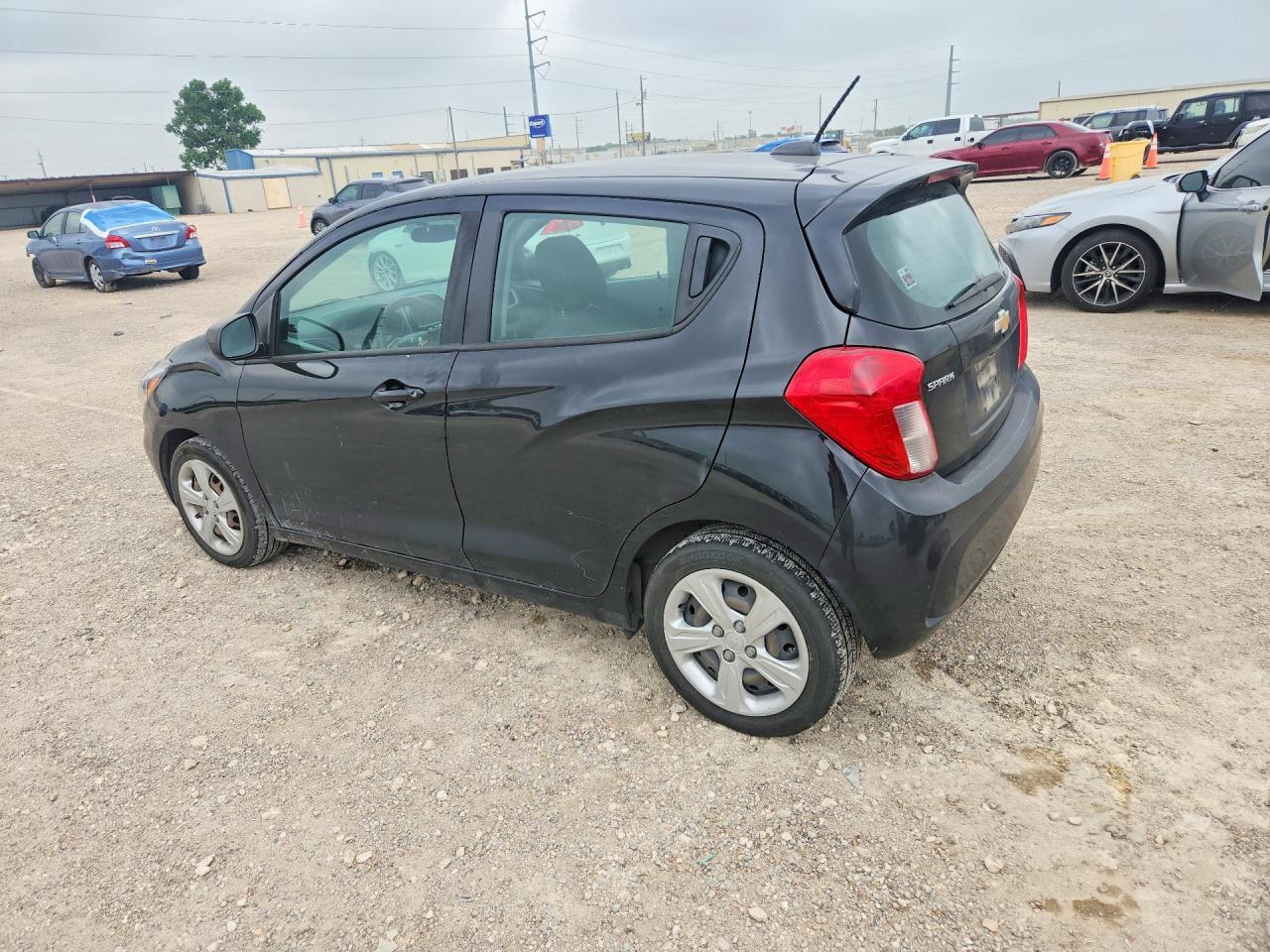 2022 Chevrolet Spark Ls - Фото 2
