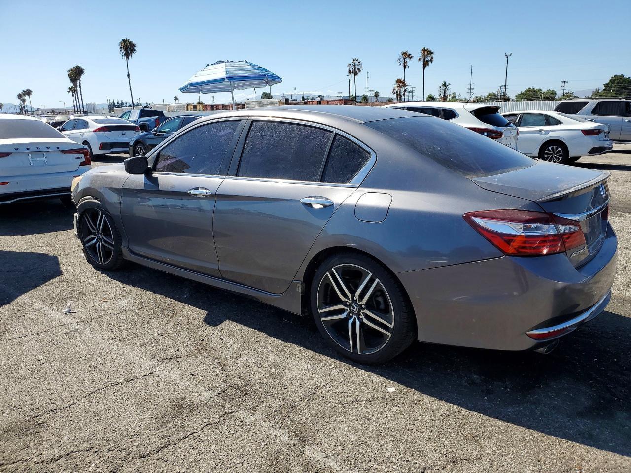 2016 Honda Accord Sport - Image 2
