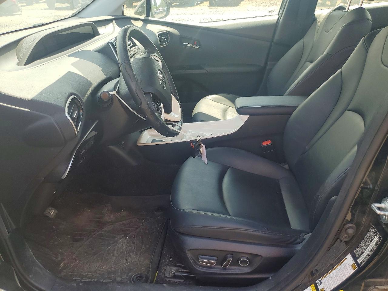2016 Toyota Prius Four - Image 7
