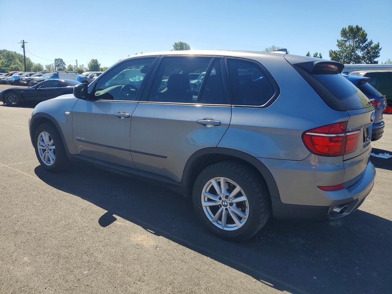 2011 BMW X5 - Фото 2