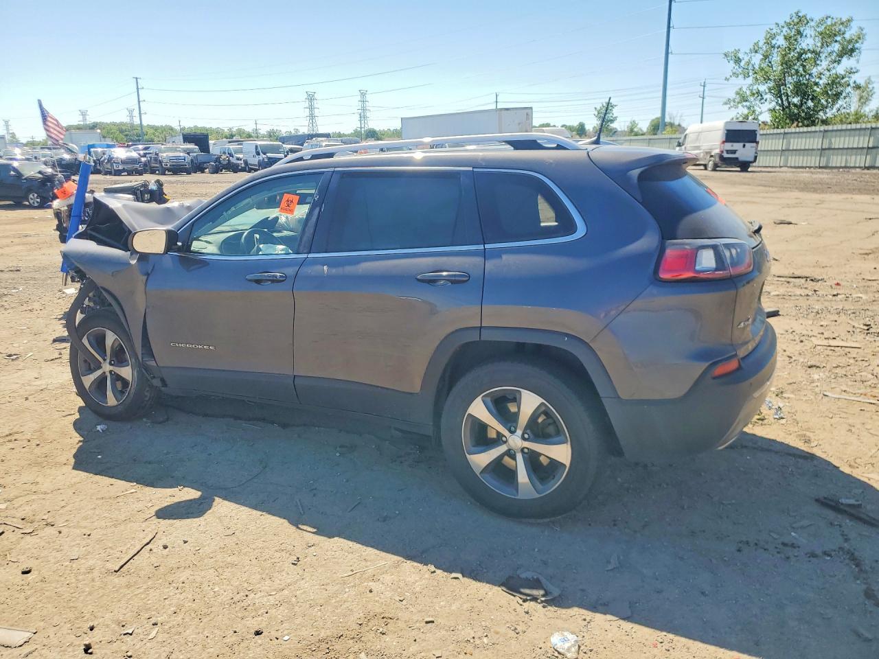 2019 Jeep Cherokee Limited - Фото 2