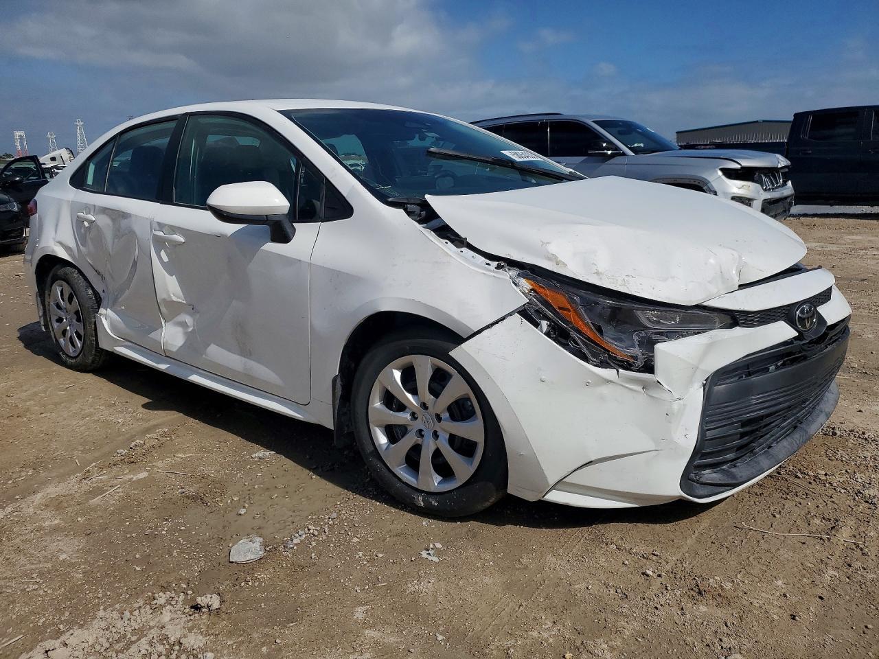 2026 Toyota Corolla Le - Image 4