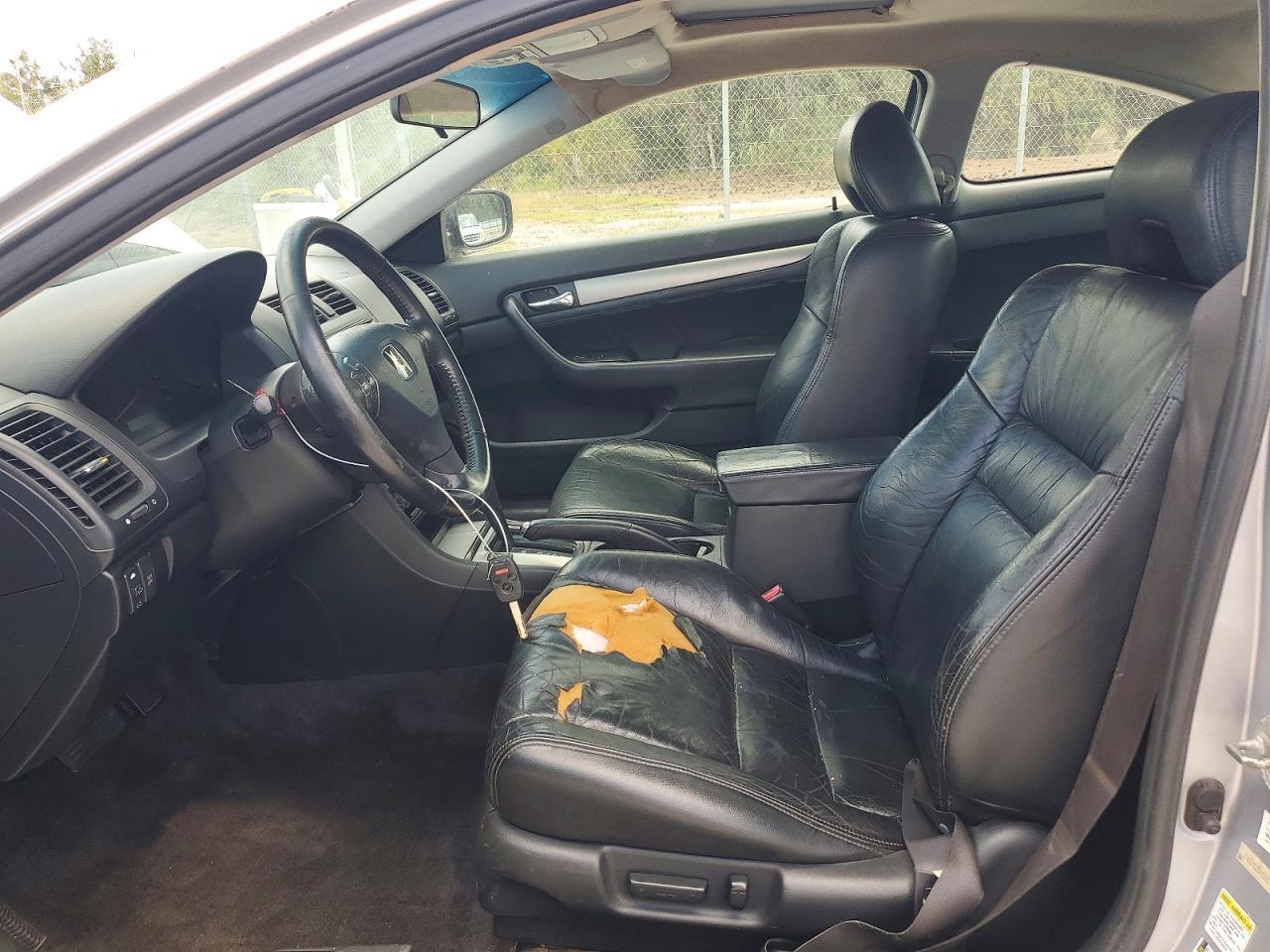 2004 Honda Accord - Фото 7