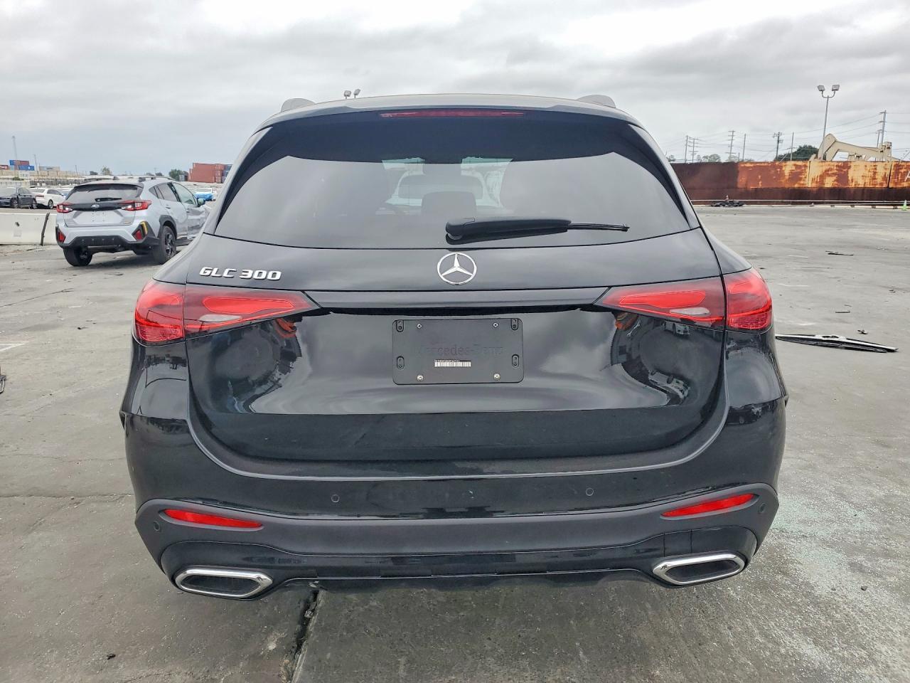 2025 Mercedes-Benz Glc 300 - Image 6