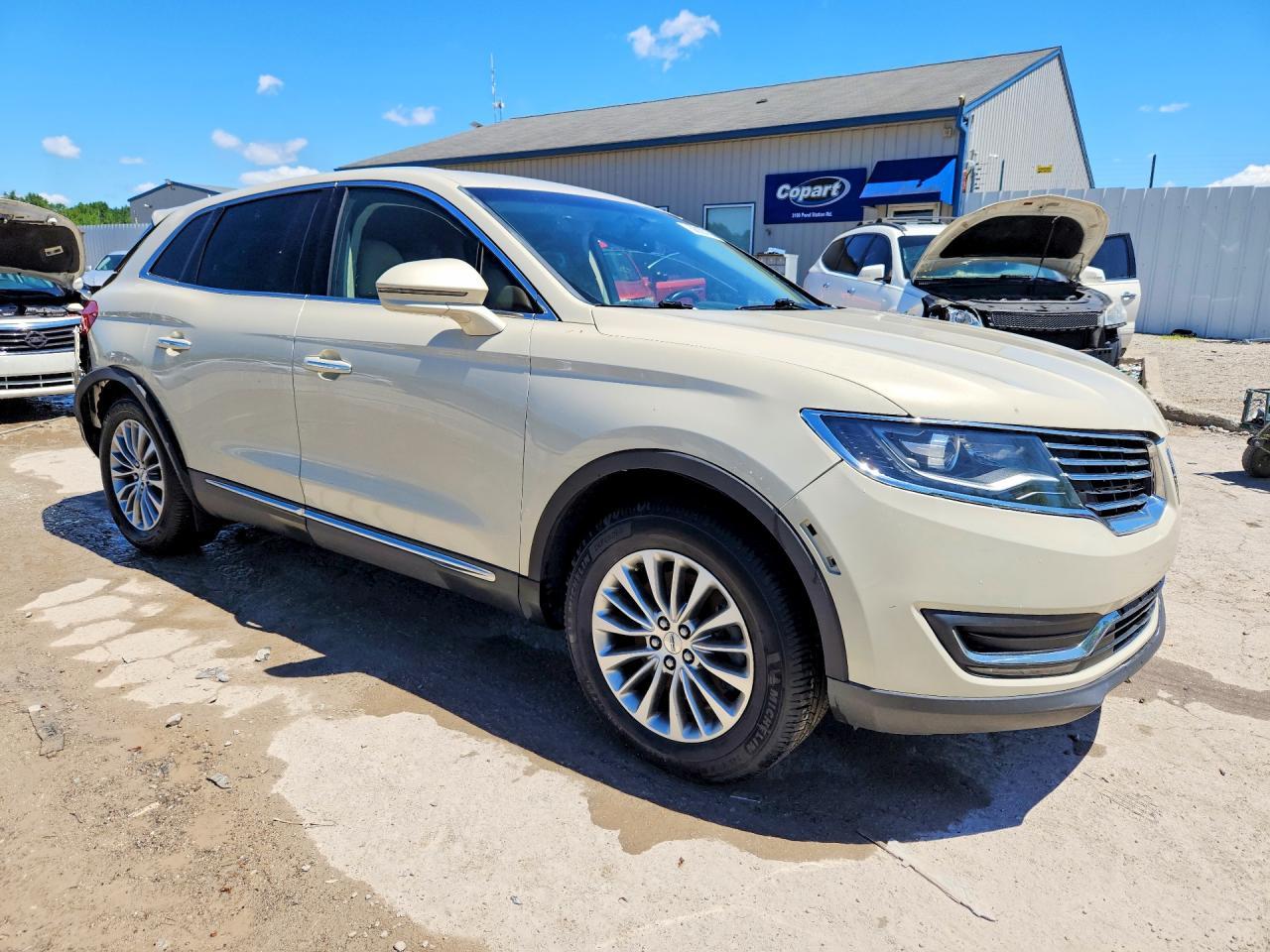 2016 Lincoln Mkx Select - Image 4