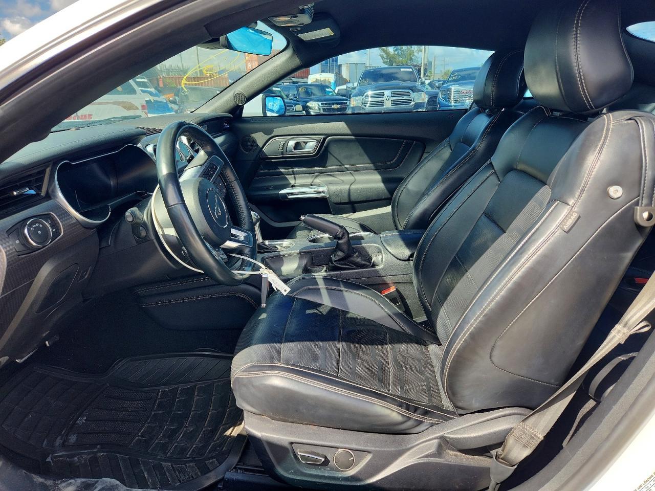 2019 Ford Mustang - Фото 7
