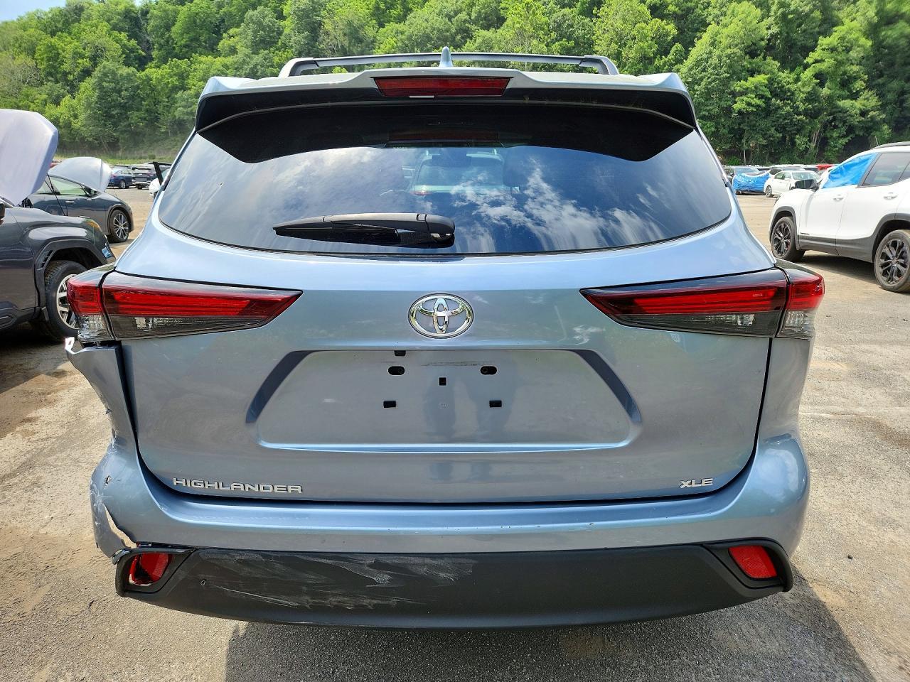 2024 Toyota Highlander Xle - Image 6