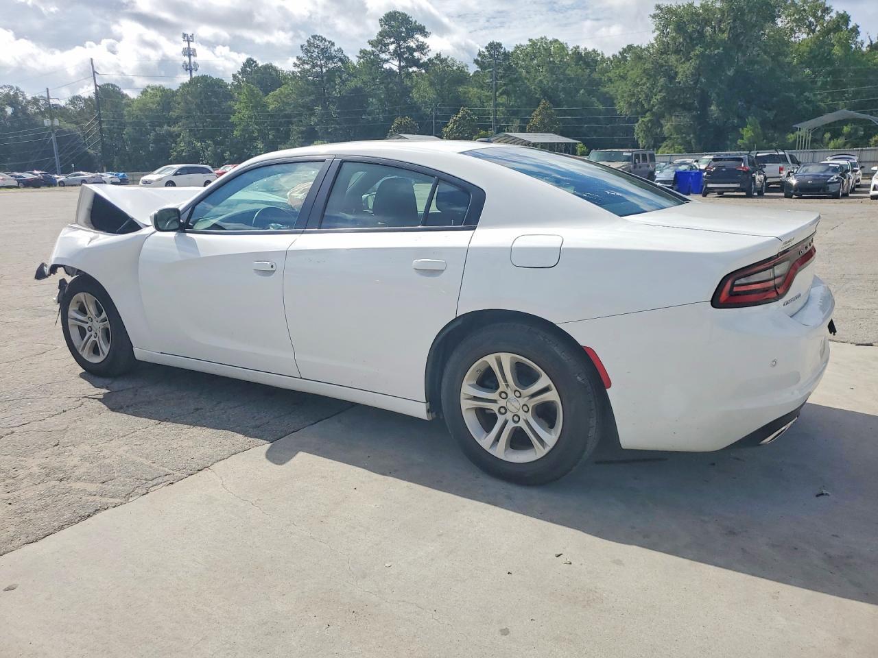 2022 Dodge Charger Sxt - Фото 2