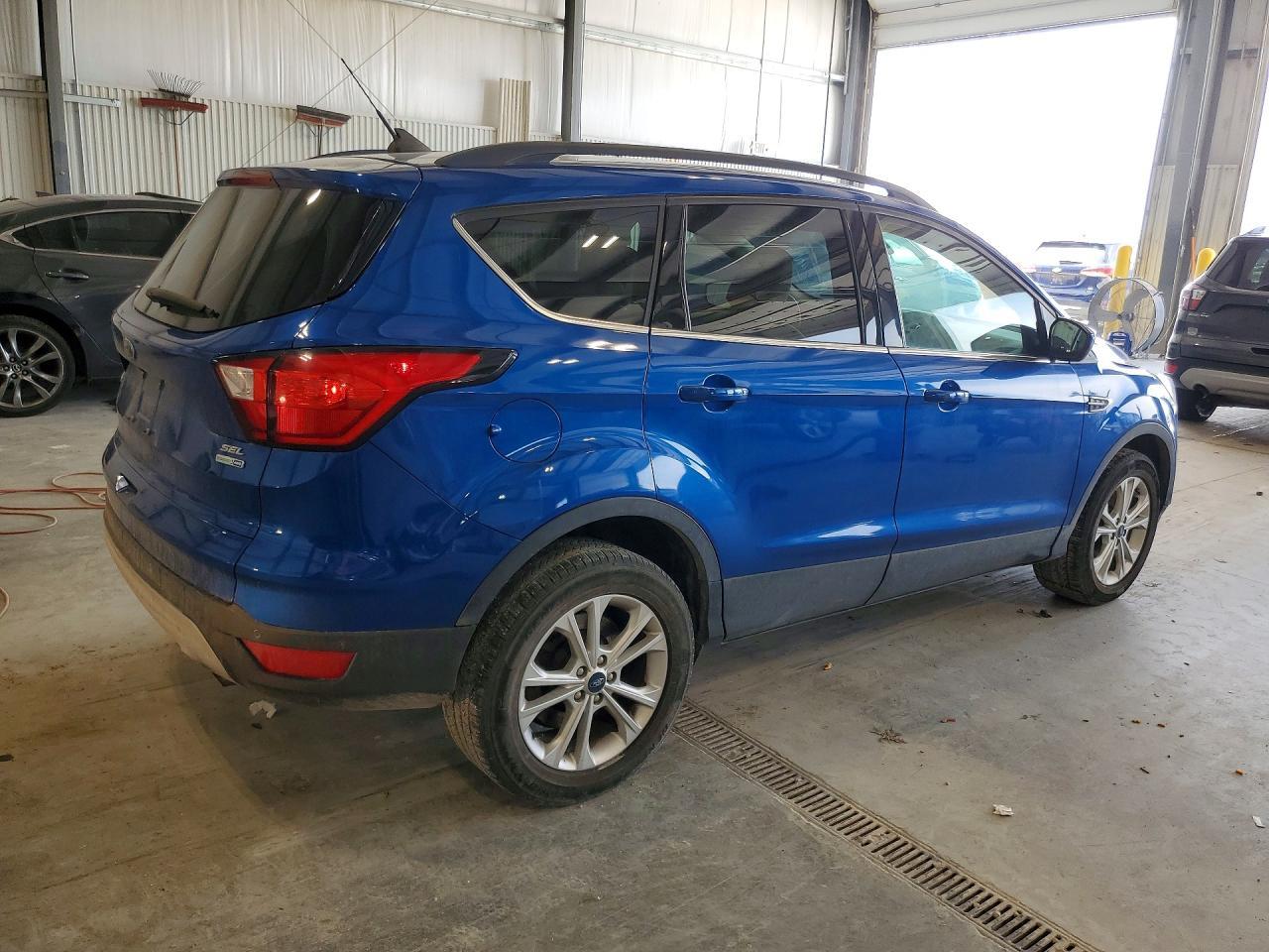2019 Ford Escape Sel - Image 3