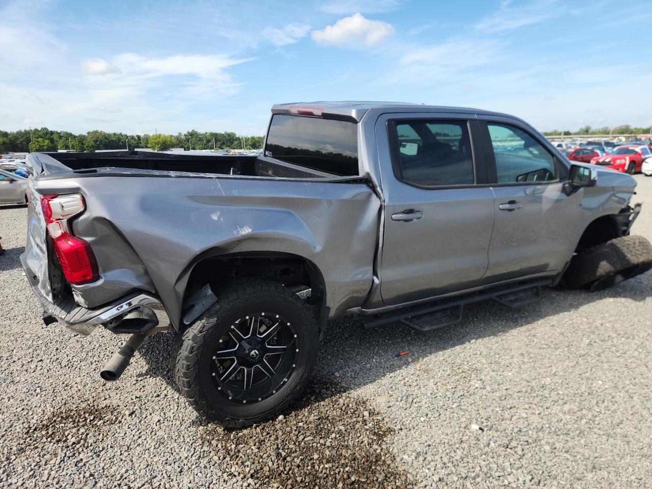 2020 Chevrolet Silverado K1500 Lt - Фото 3