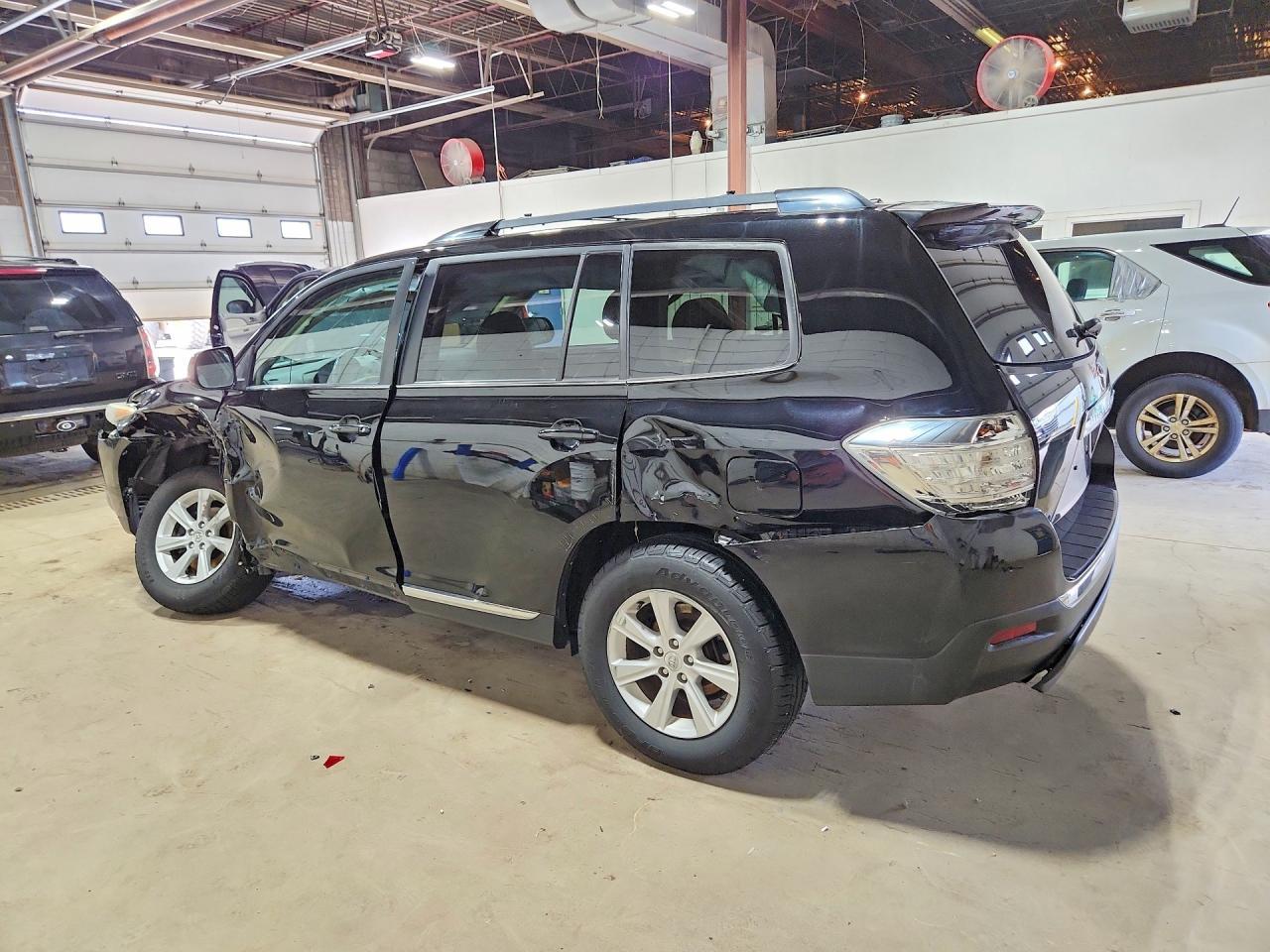 2012 Toyota Highlander Se - Фото 2