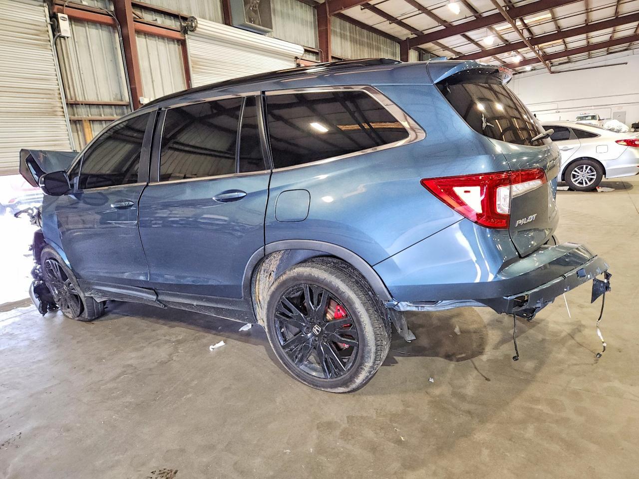 2022 Honda Pilot Se - Image 2