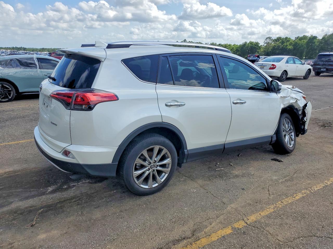 2016 Toyota Rav4 Limited - Image 3