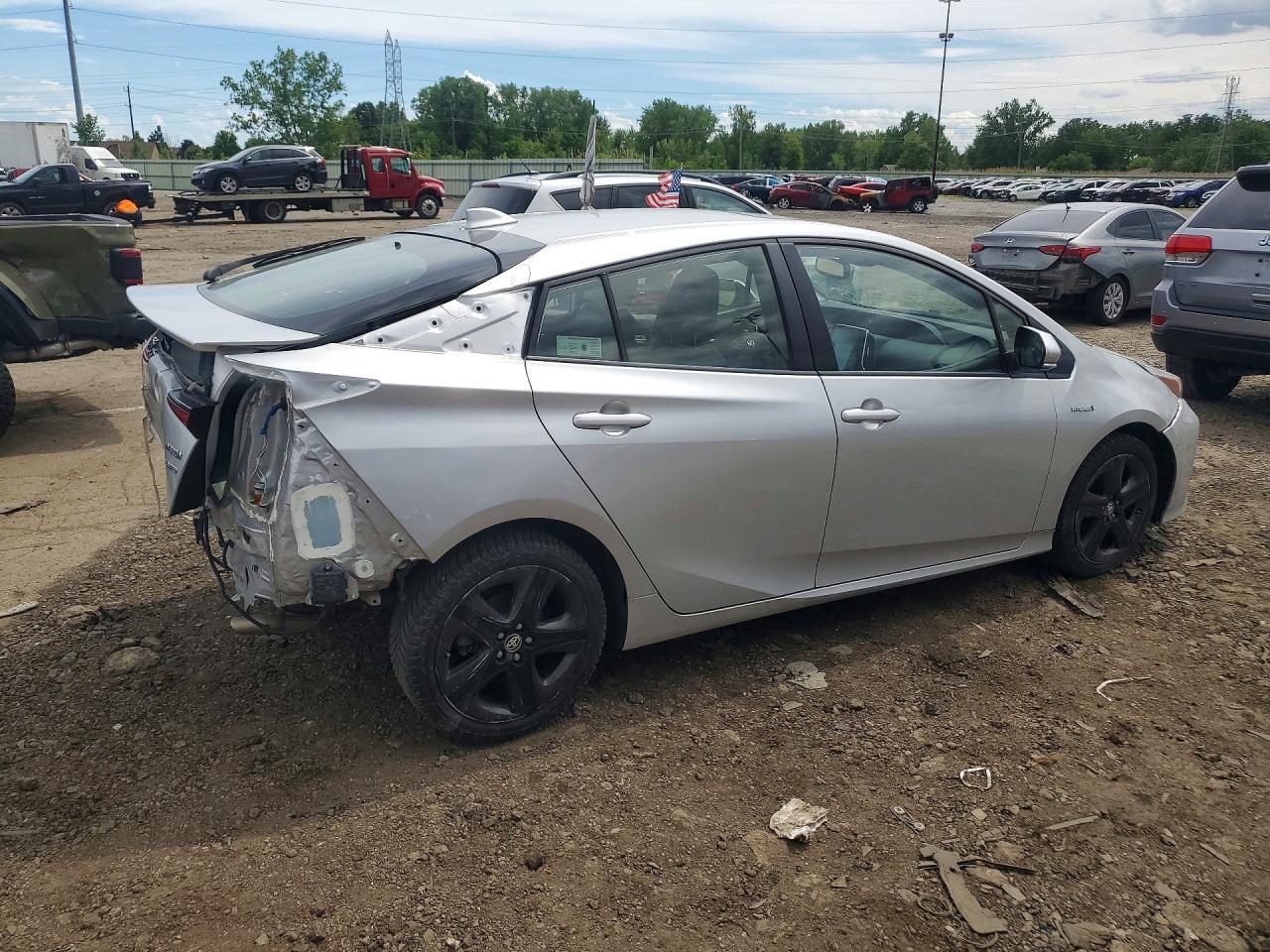 2019 Toyota Prius Limited - Фото 3